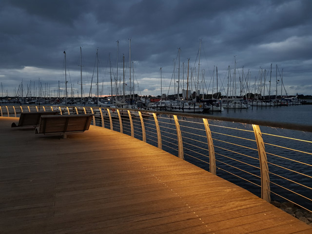 Abendstimmung an der Promenade Yachthafen Burgtiefe Fehmarn