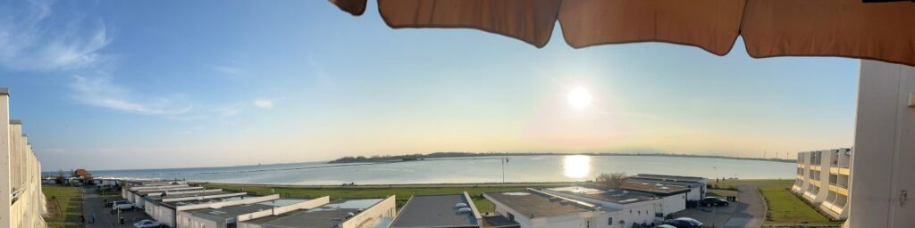Panoramablick vom Balkon der Ferienwohnung Piccolo am Südstrand von Fehmarn